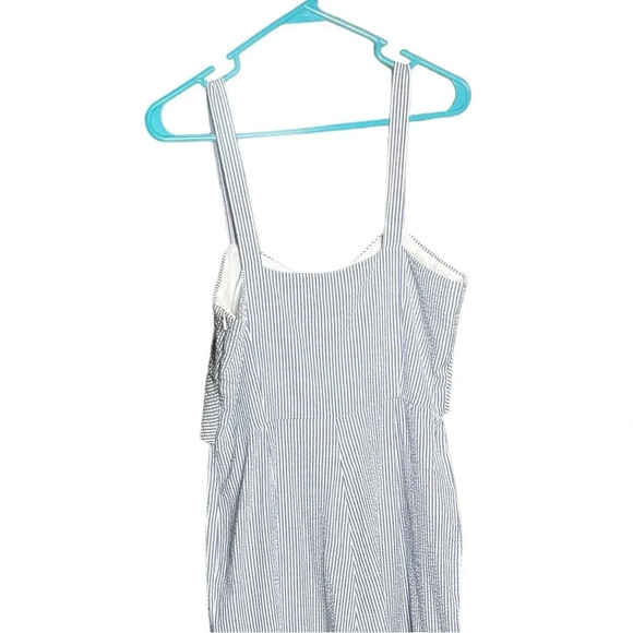 Slate and Willow blue and white seersucker jumpsuit in excellent condition - Picture 7 of 8